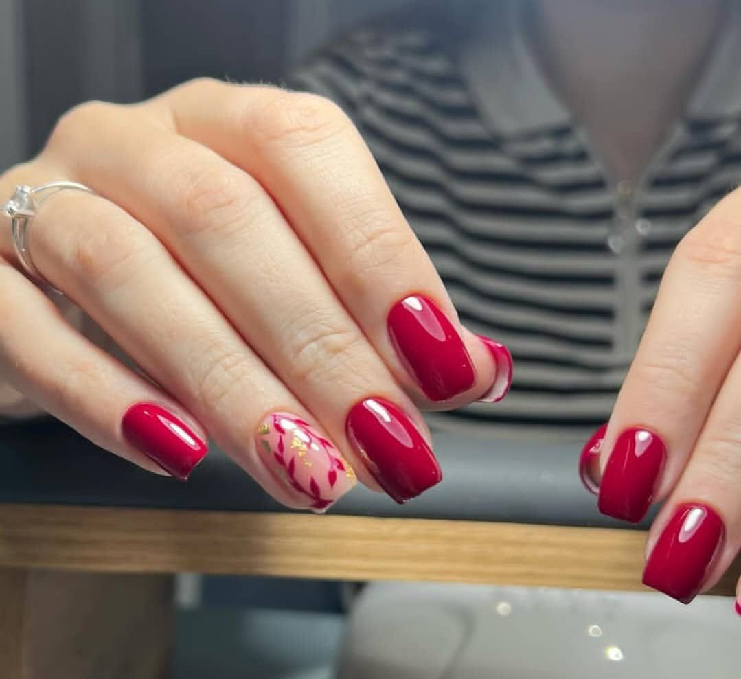 Nails — Russian & Thai